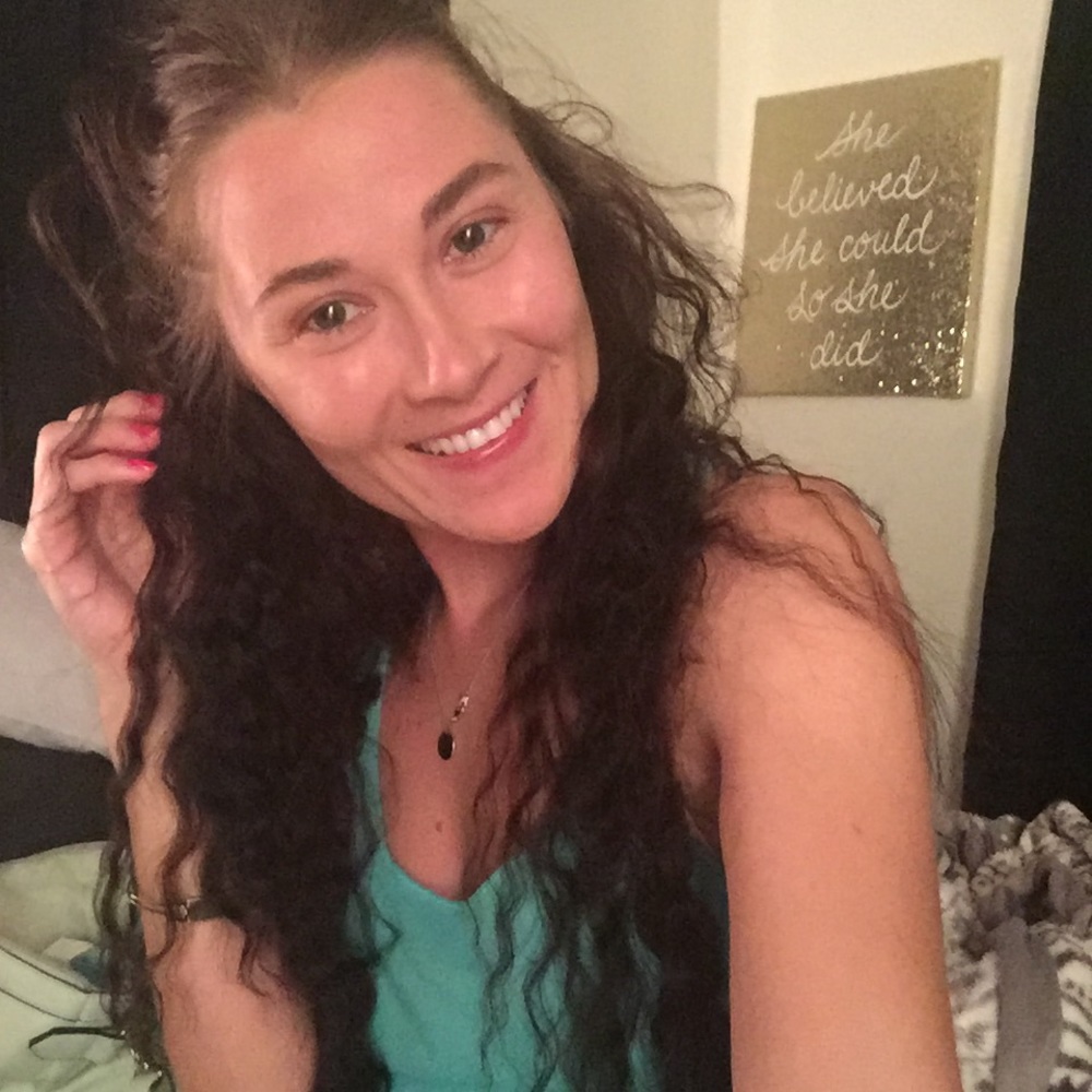 Meet your Posher, Candice